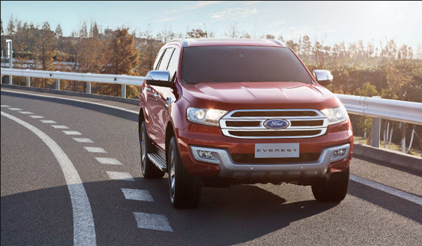 cho-thue-xe-7-ford-everest