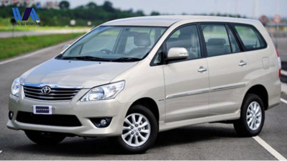 thue-xe-7-cho-toyota-innova-2018-van-an-min