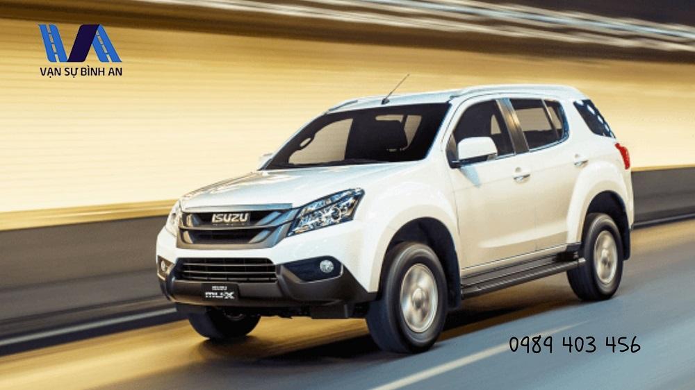 Cho thuê xe Tết 2019 7 chỗ Isuzu