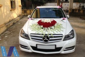 cho thue xe cuoi mercedes e250 1