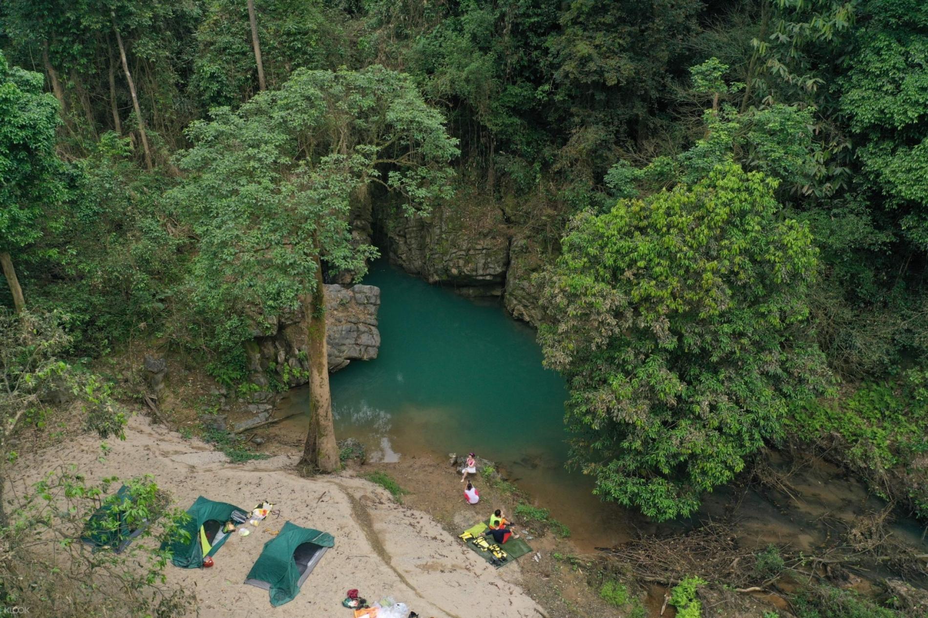 trekking trong rừng Hồ Ma Đa