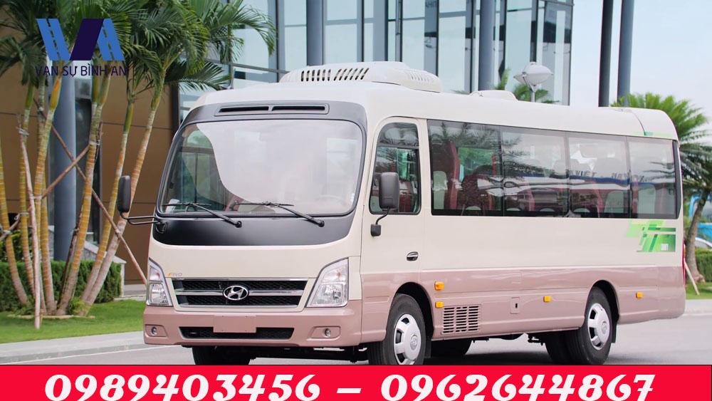 Thiết kế hoàn toàn mới trên xe Hyundai New County 29 chỗ