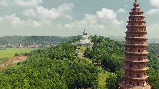 Toàn cảnh chùa Phật Tích nhìn từ trên cao