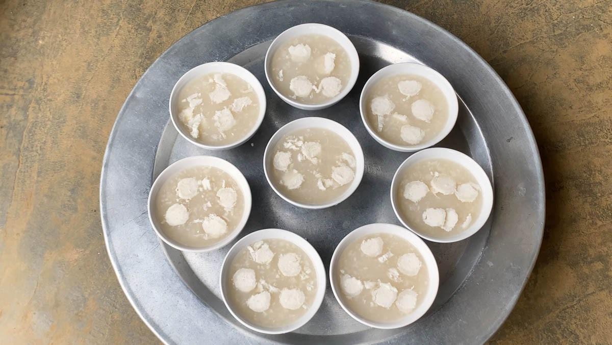 Chè củ mài
