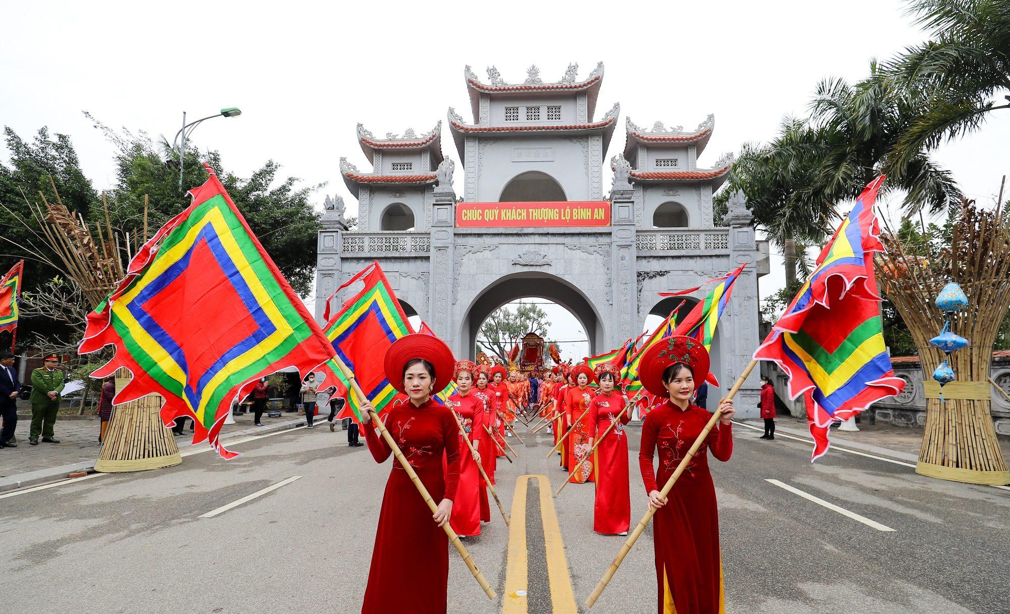 Hội đền Hai Bà Trưng tháng giêng